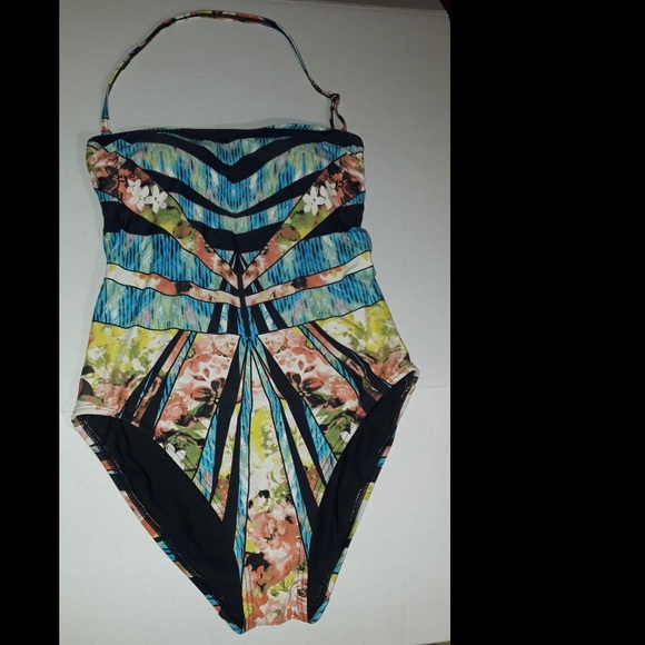 ivanka in bathing suit